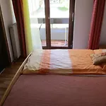 Gaestehaus Leo לינה וארוחת בוקר 3*