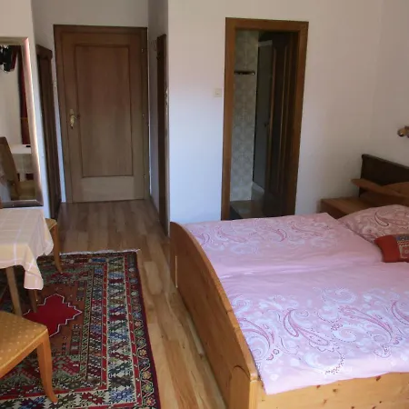 Alojamento de Acomodação e Pequeno-almoço Gaestehaus Leo