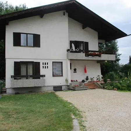 Gaestehaus Leo Alojamento de Acomodação e Pequeno-almoço Bodensdorf