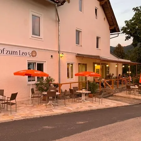 Bed & Breakfast Gaestehaus Leo Bodensdorf