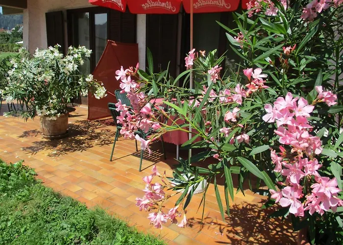 Gaestehaus Leo Bed & Breakfast Bodensdorf