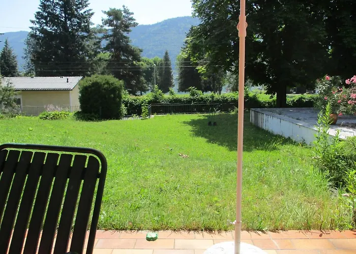 Gaestehaus Leo Bed & Breakfast 3*